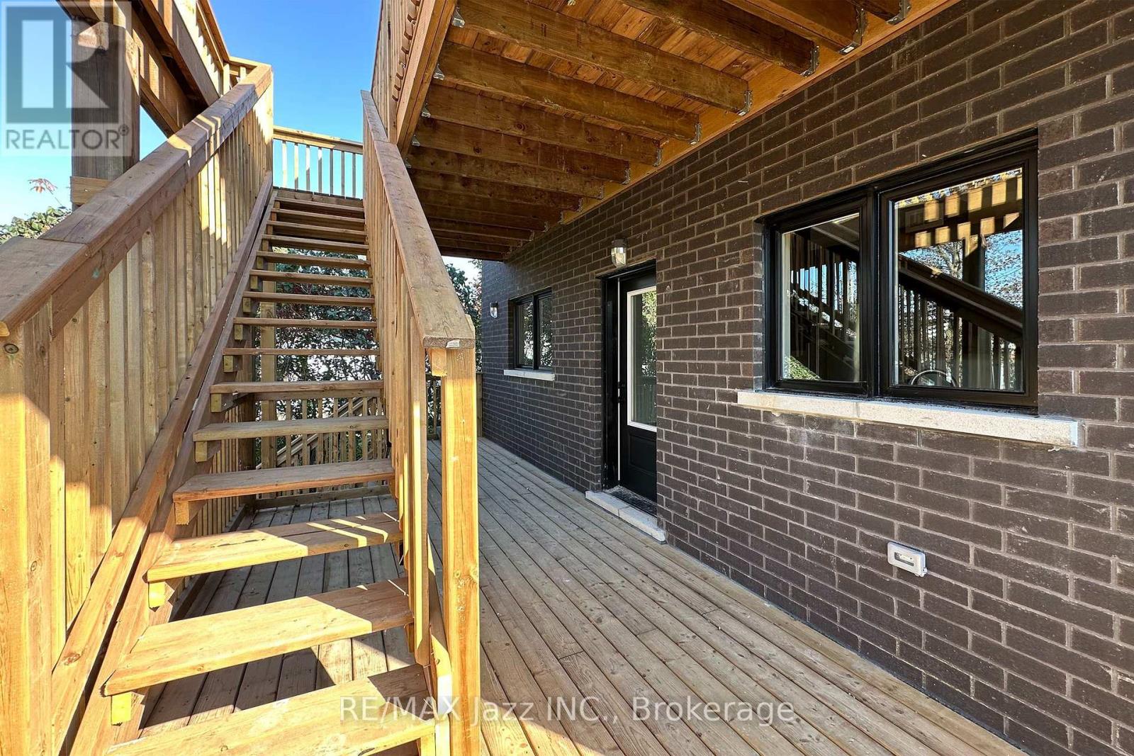 Main - 760 Hoskin Avenue Property Photo 16