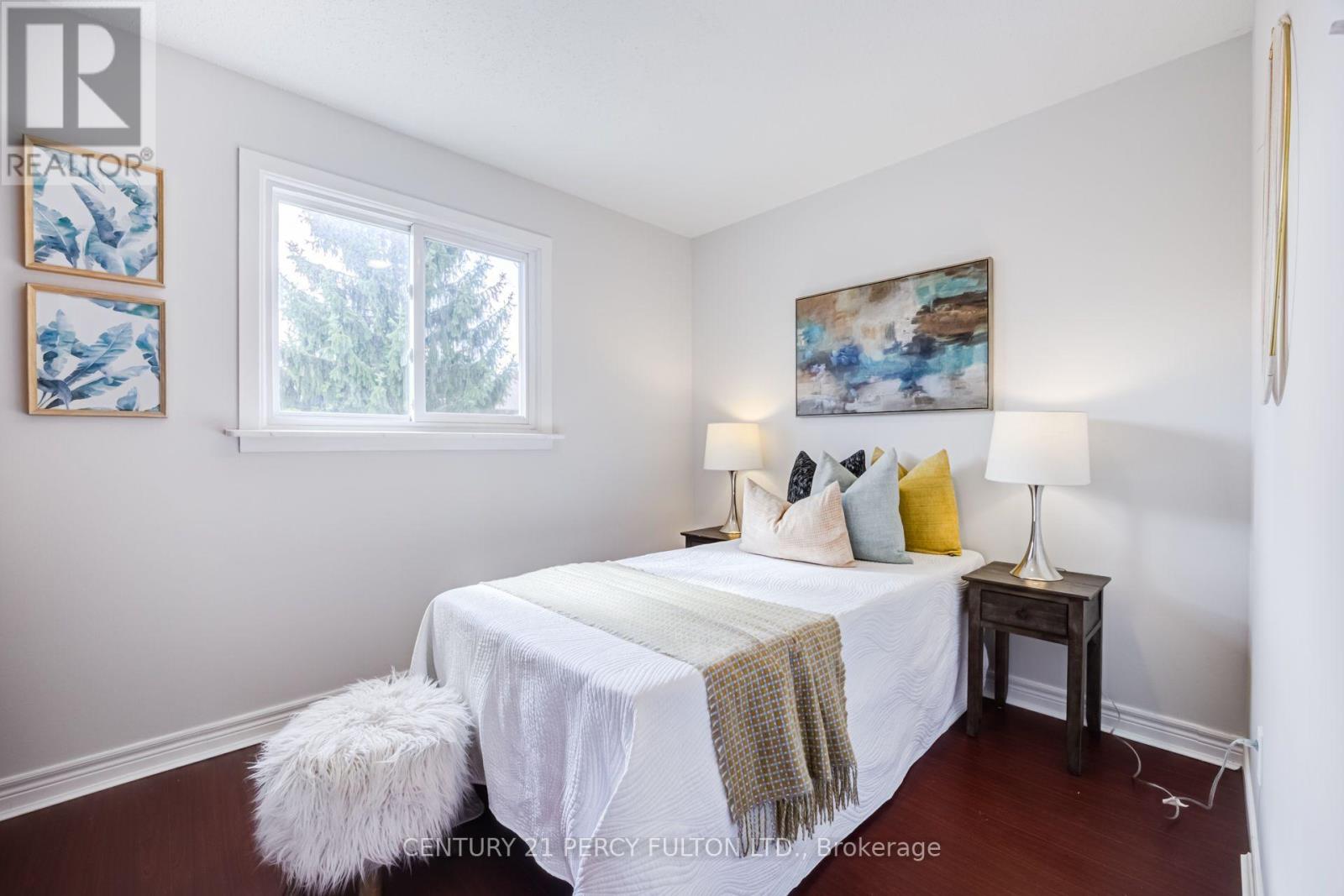 608 Beckworth Square Property Photo 23