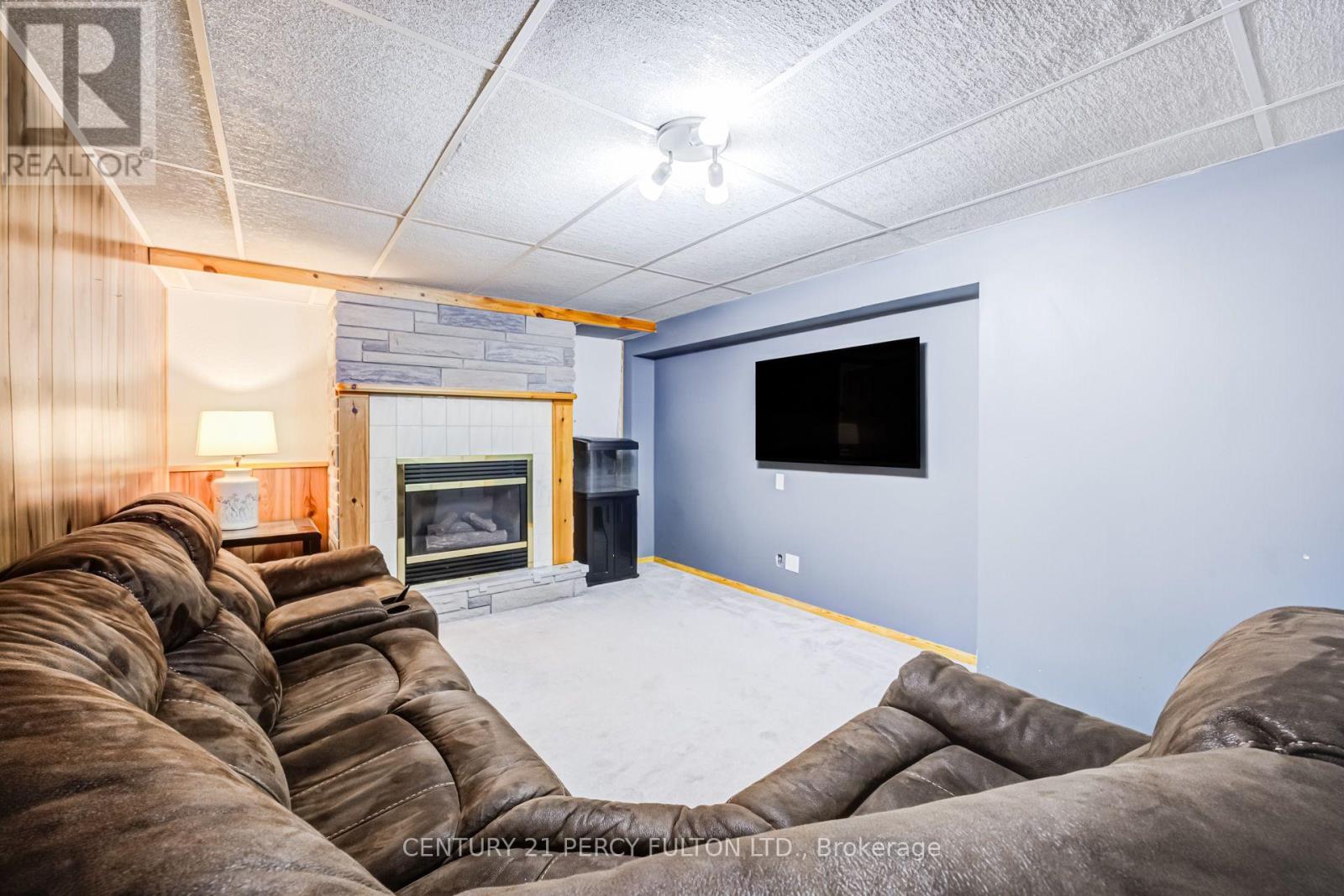 608 Beckworth Square Property Photo 33