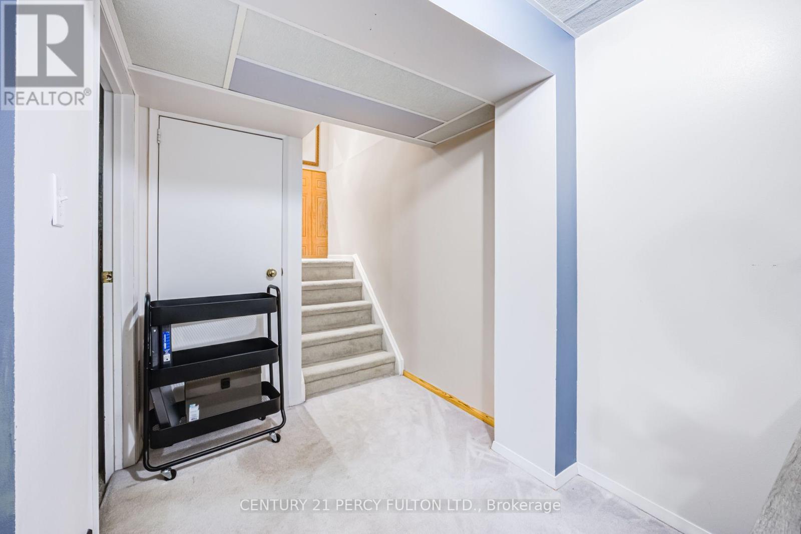 608 Beckworth Square Property Photo 35