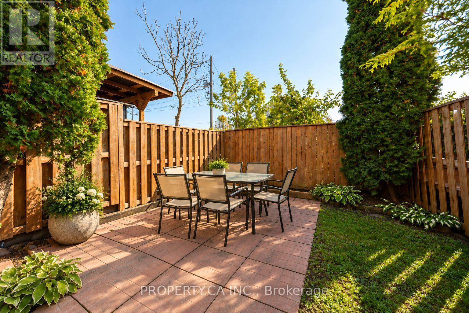 72 Jenkinson Way Property Photo 25