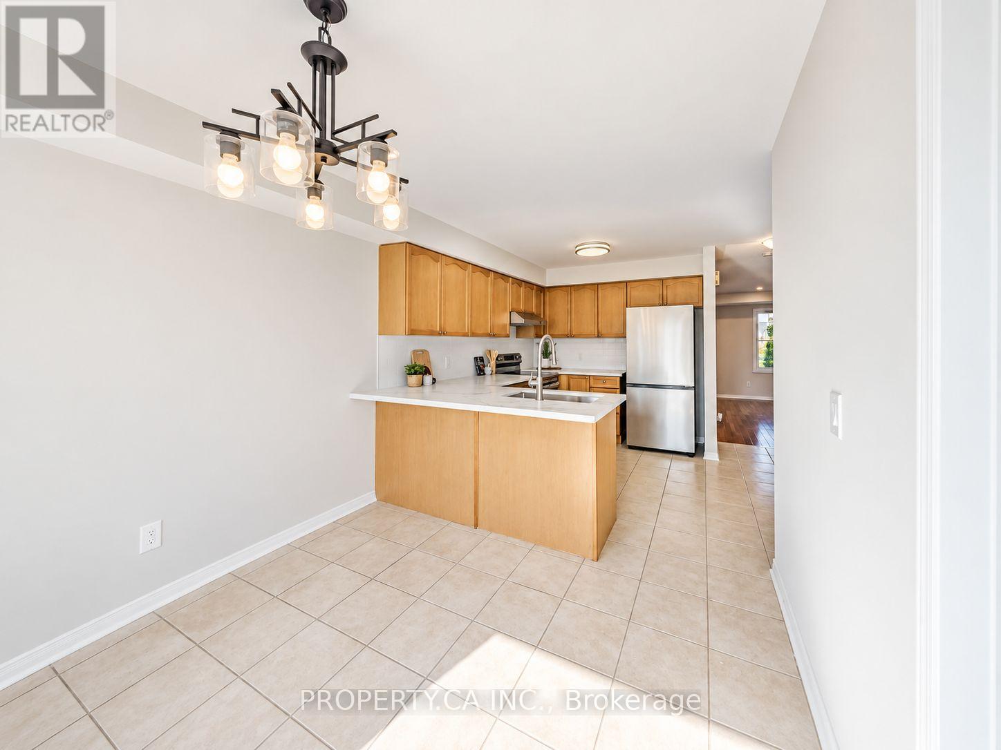 72 Jenkinson Way Property Photo 32