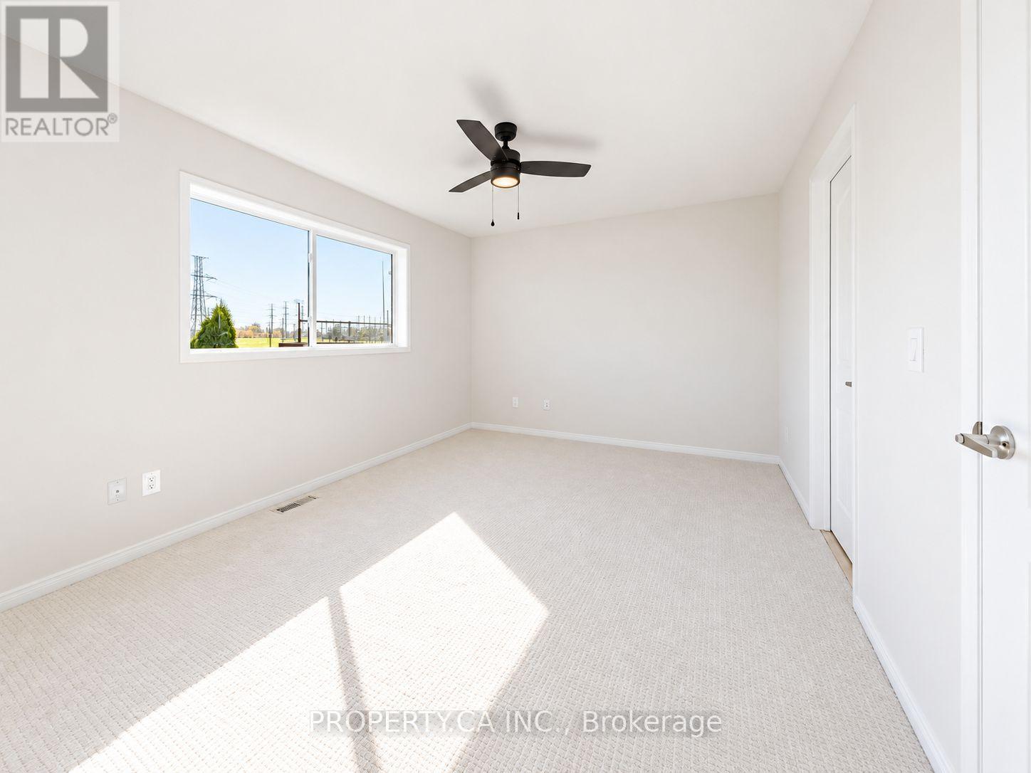 72 Jenkinson Way Property Photo 37