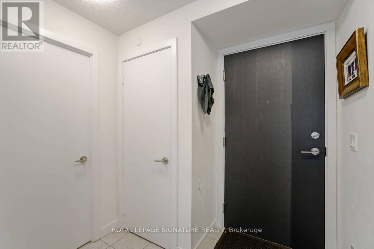 321 - 8 Trent Avenue Property Photo 8