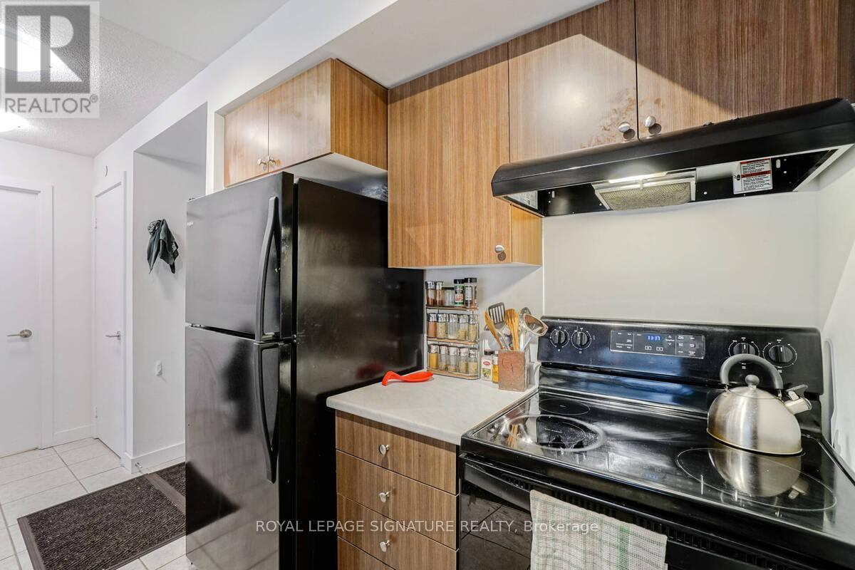321 - 8 Trent Avenue Property Photo 12