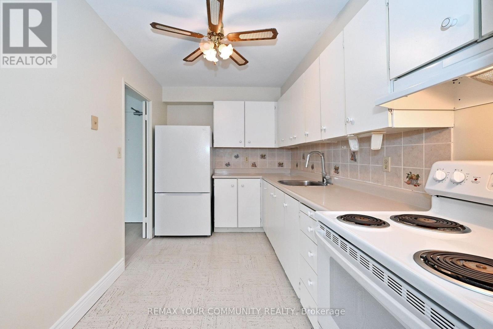 2602 - 5 Massey Square Property Photo 9
