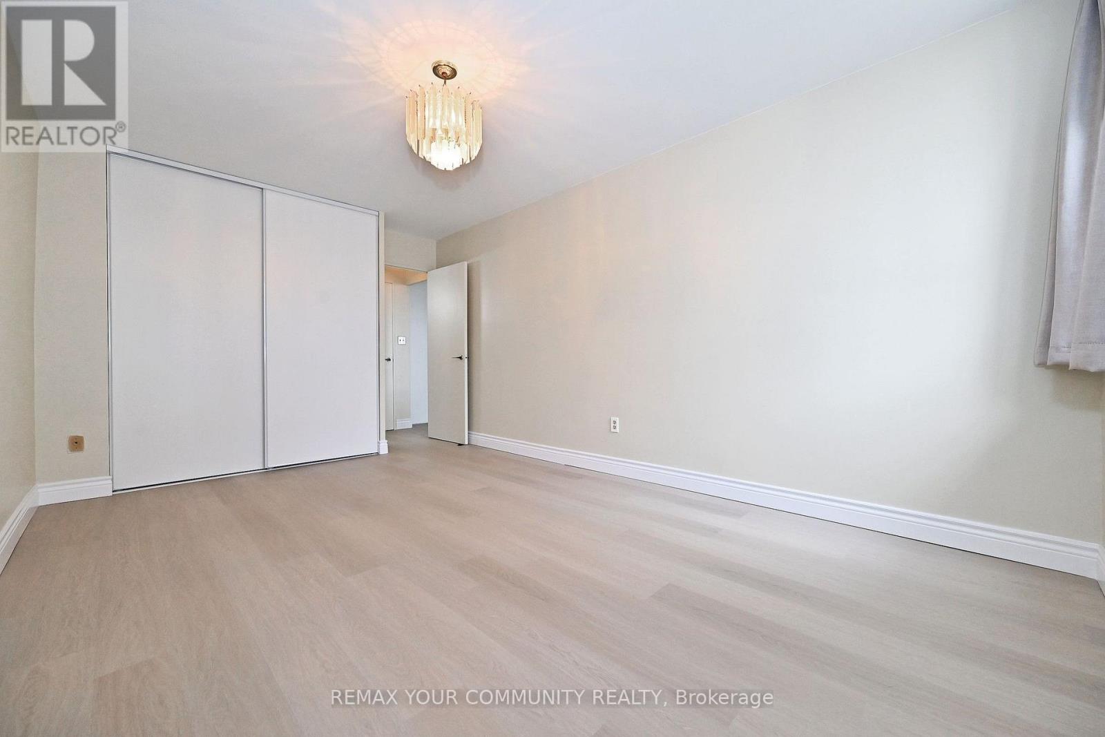 2602 - 5 Massey Square Property Photo 14
