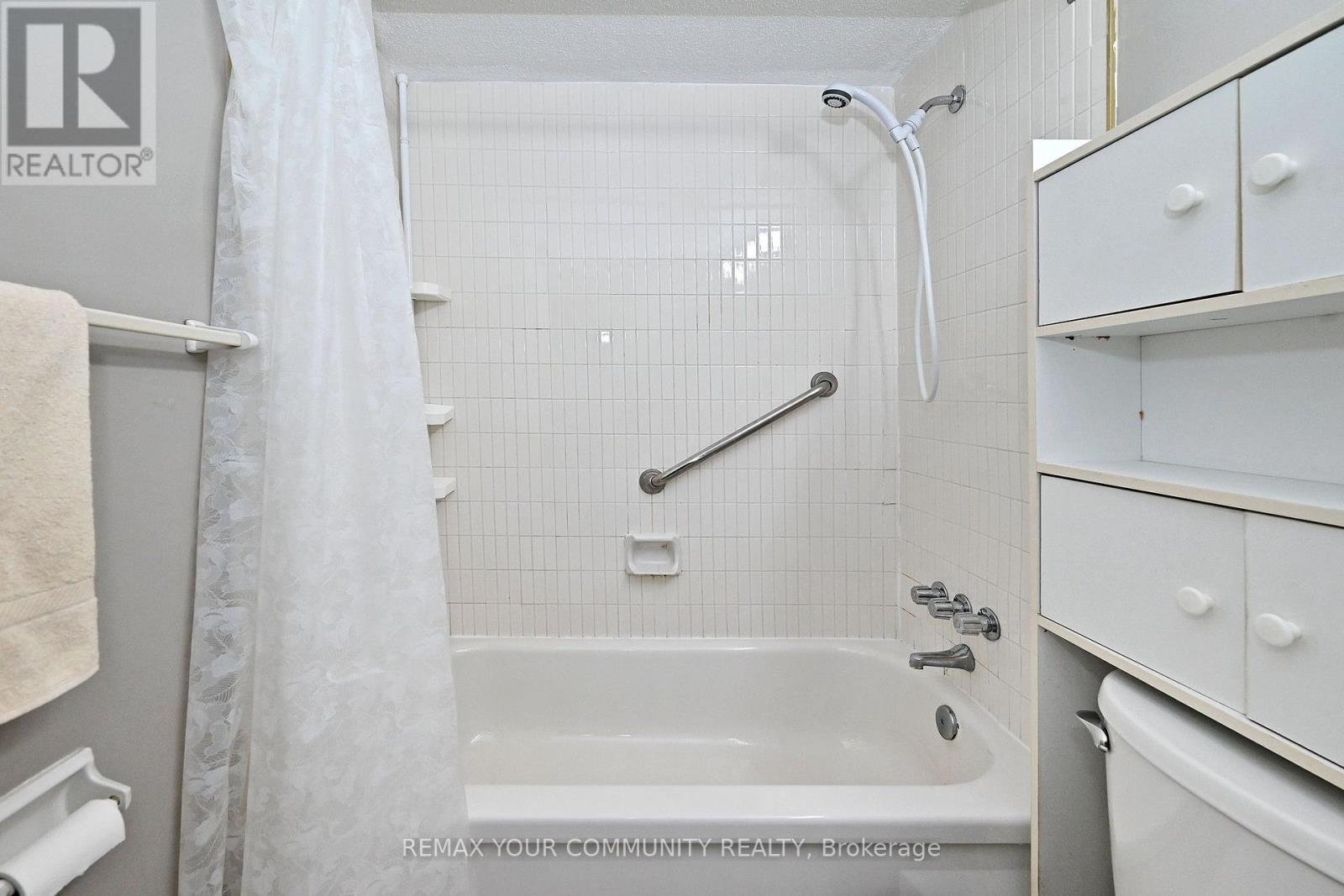 2602 - 5 Massey Square Property Photo 16