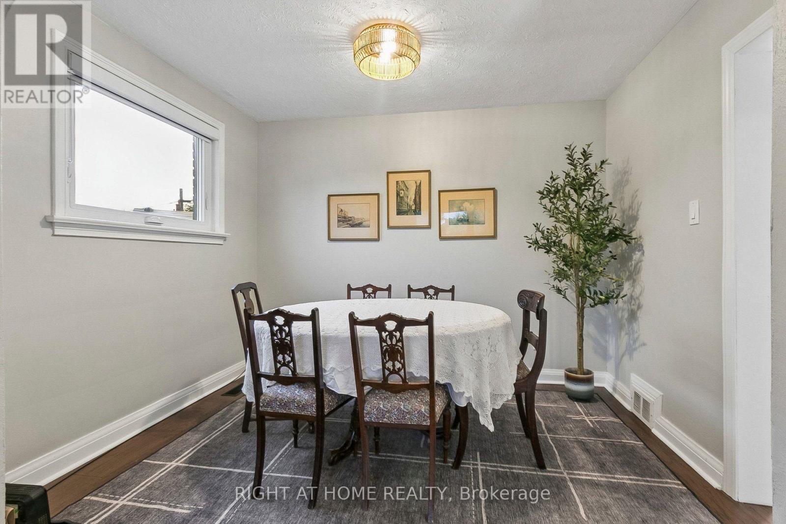 19 Flempton Crescent Property Photo 10