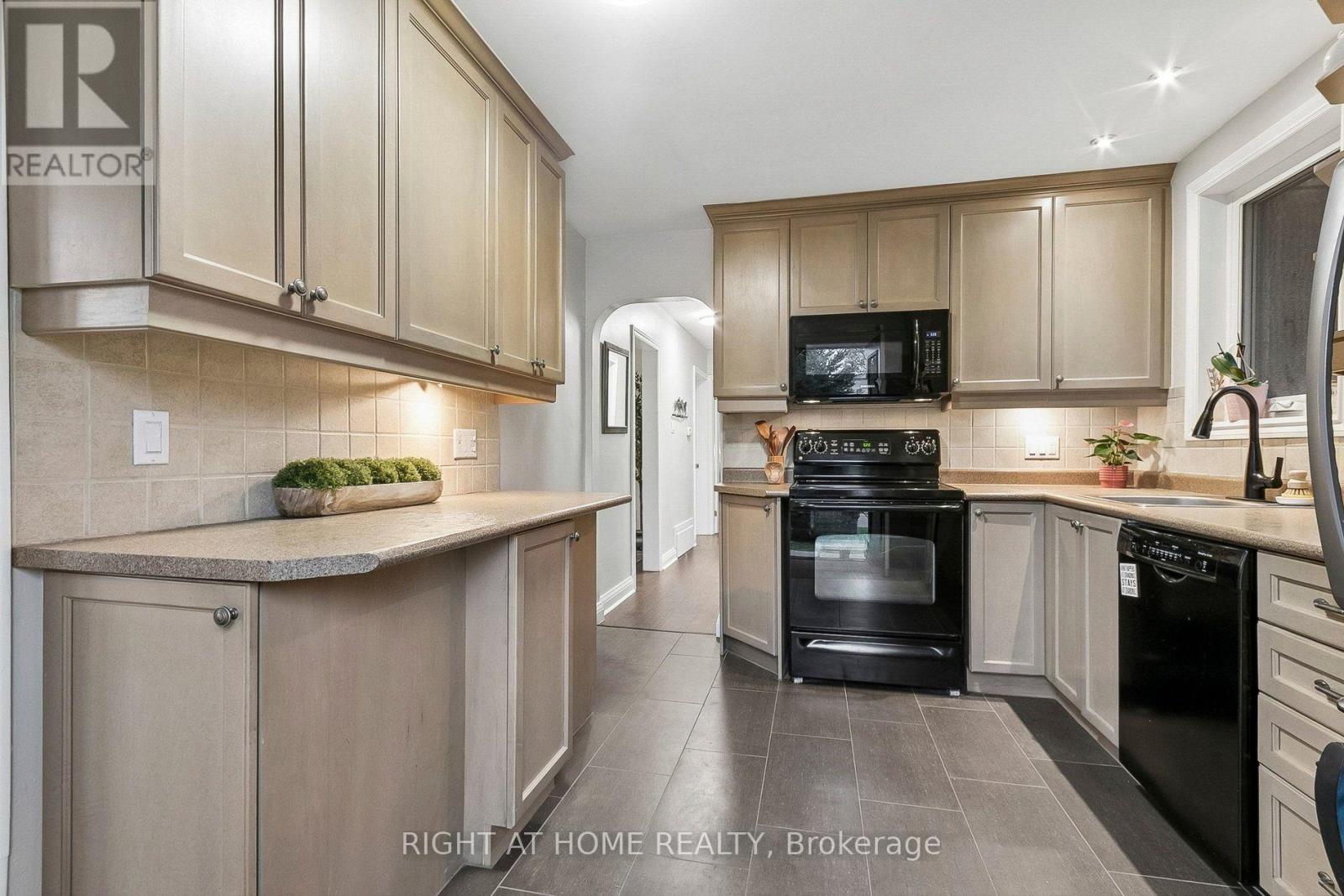 19 Flempton Crescent Property Photo 14