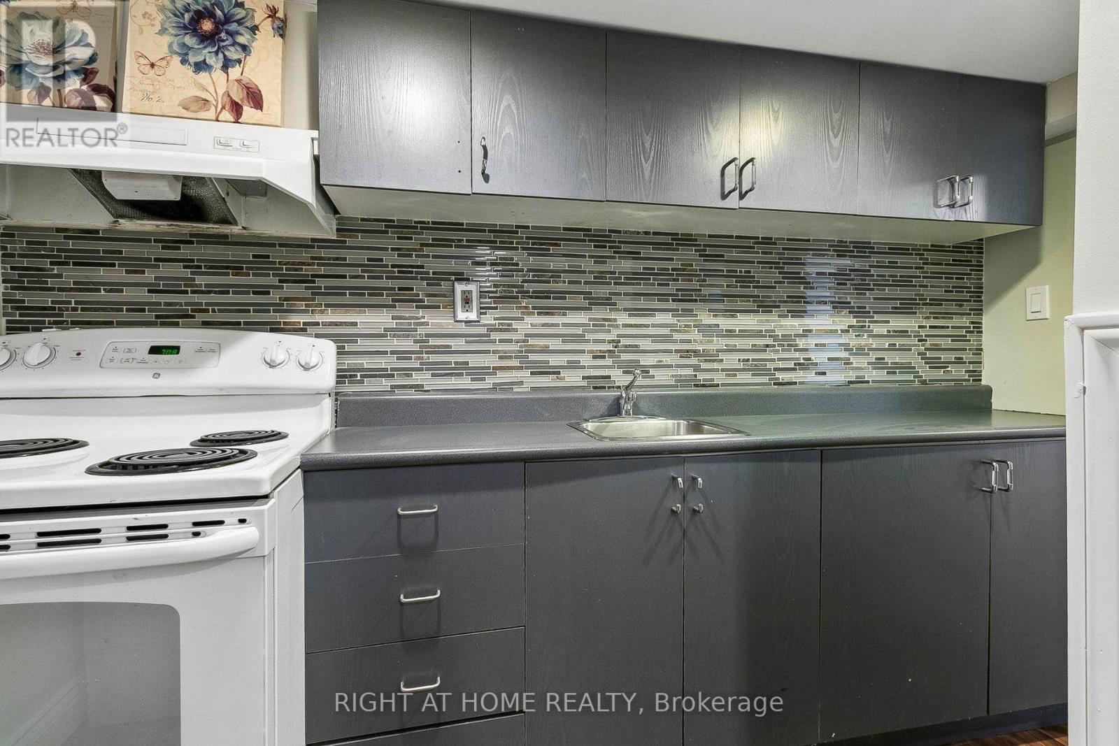 19 Flempton Crescent Property Photo 27