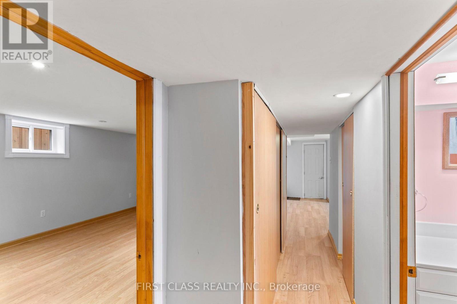 284 Jackson Avenue Property Photo 31