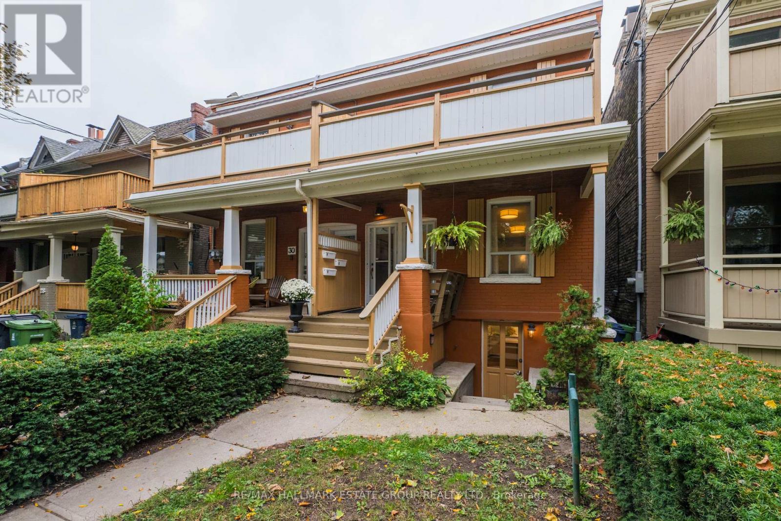 32 Ashdale Avenue Property Photo 1