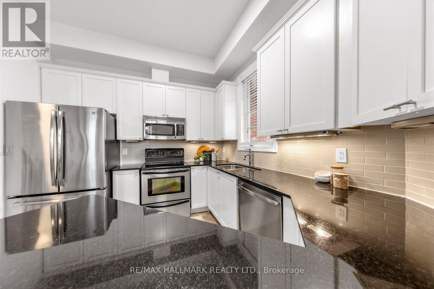 34 Fairhead Mews Property Photo 12