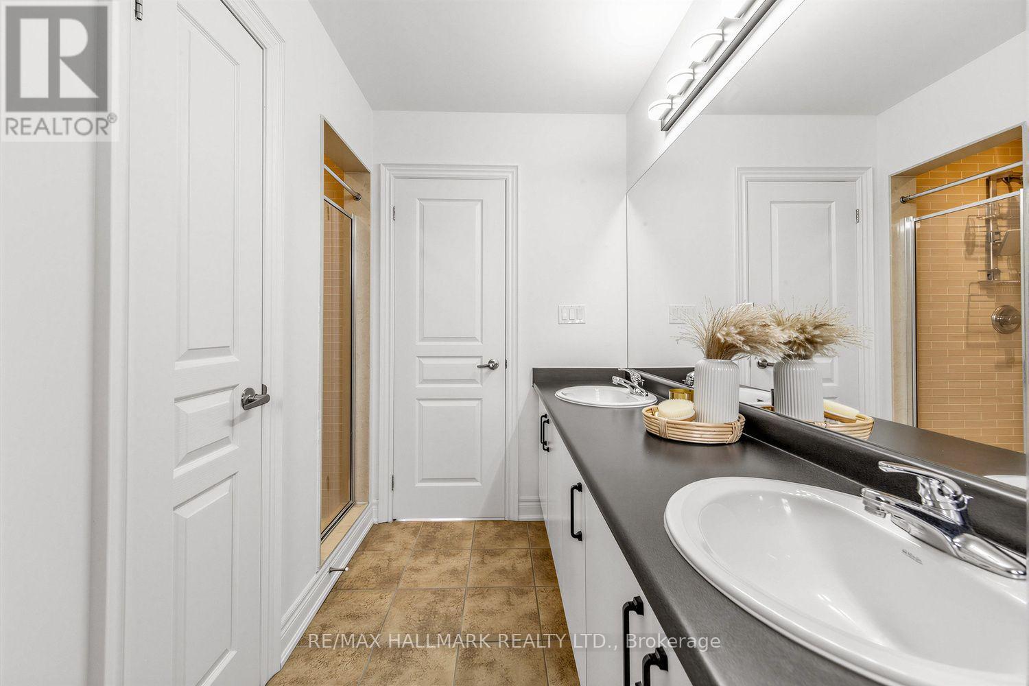34 Fairhead Mews Property Photo 29
