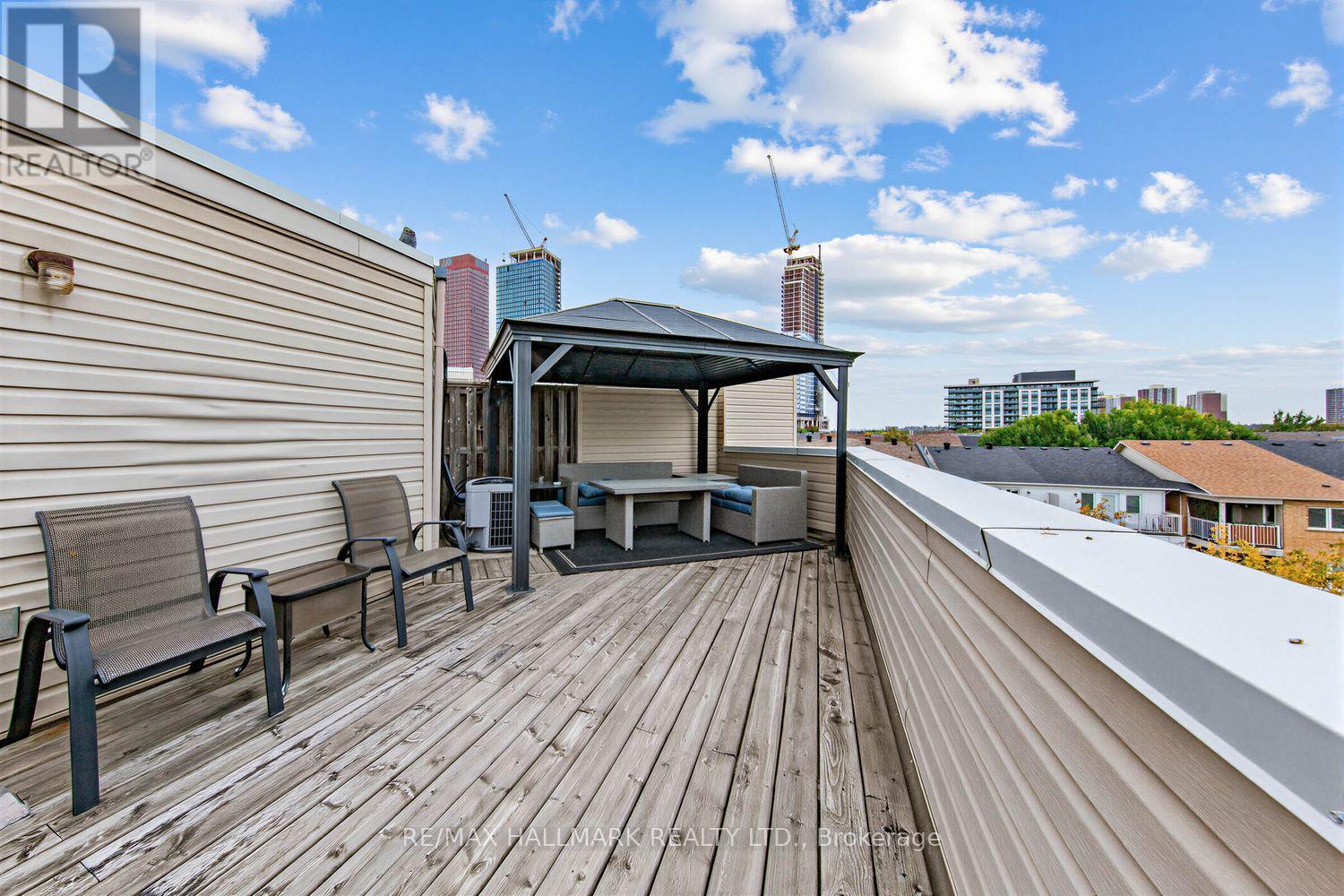 34 Fairhead Mews Property Photo 33