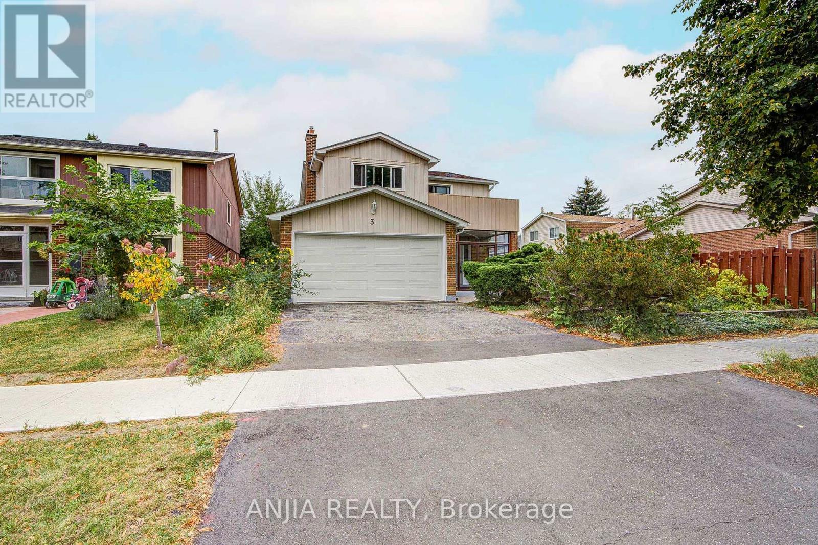 3 Mossbrook Crescent Property Photo 1