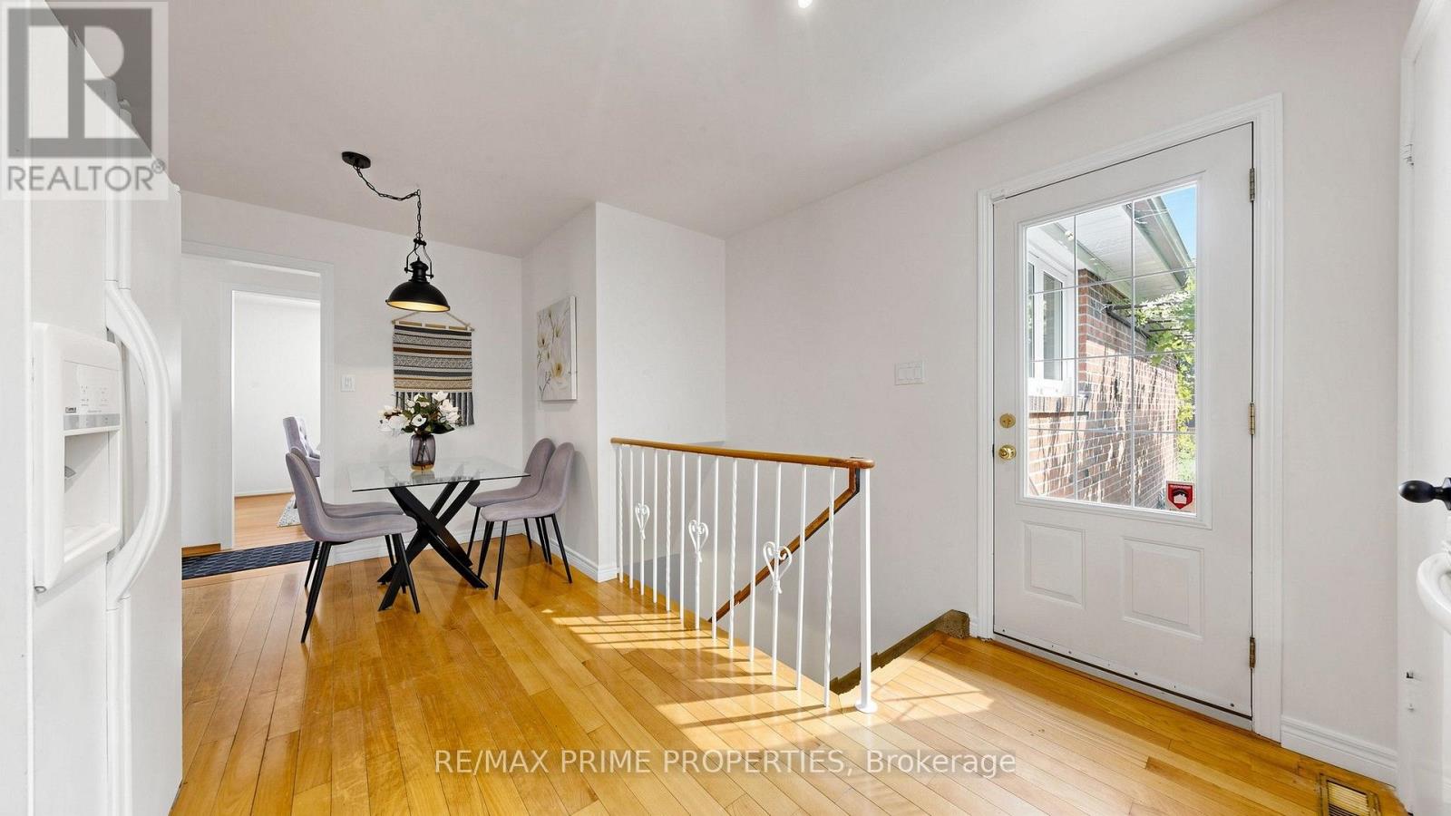 3 Leeswood Crescent E Property Photo 21