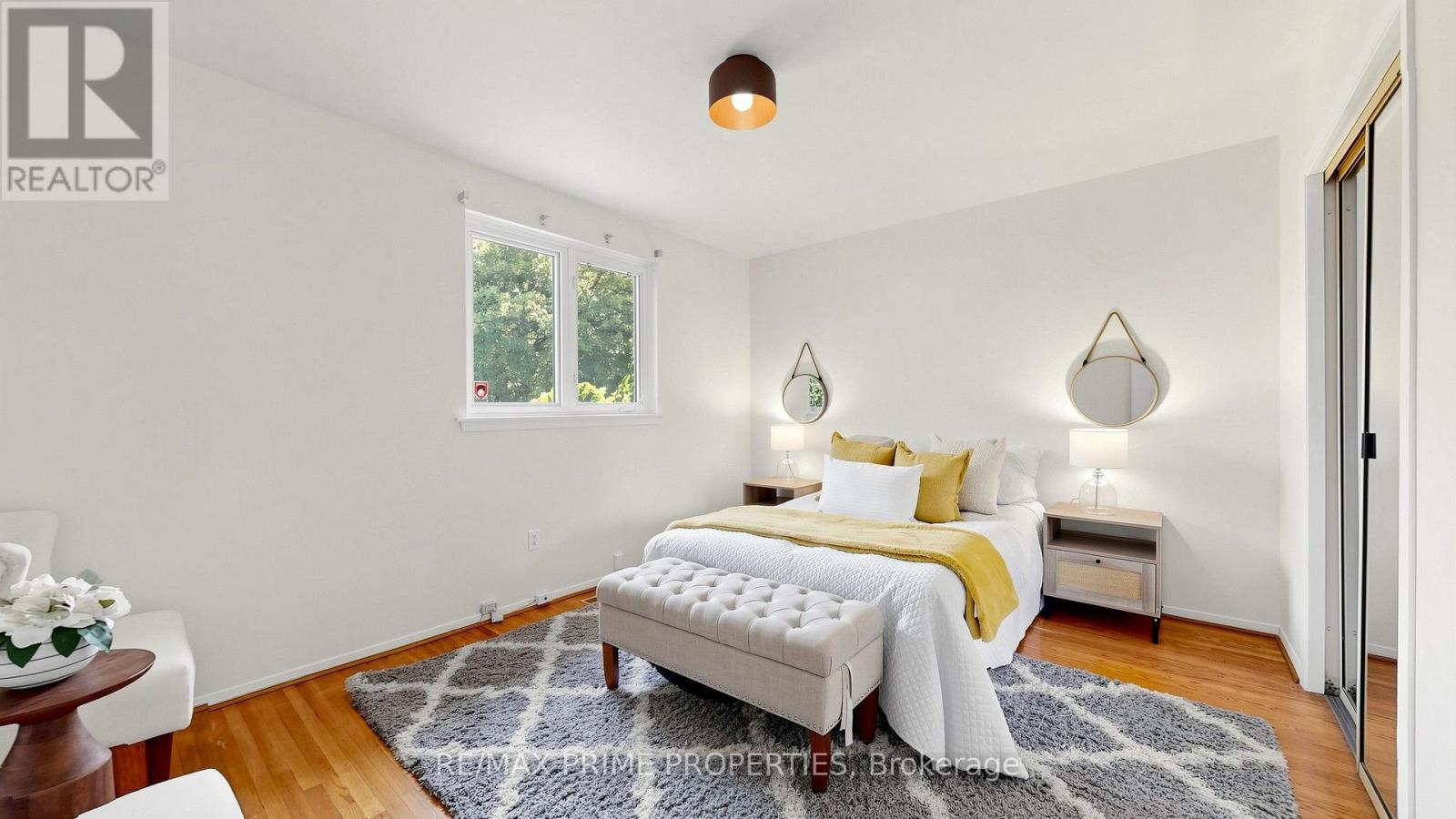 3 Leeswood Crescent E Property Photo 23