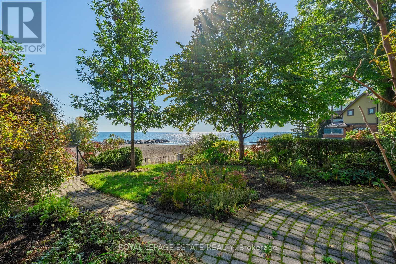 422 Lake Front Property Photo 4