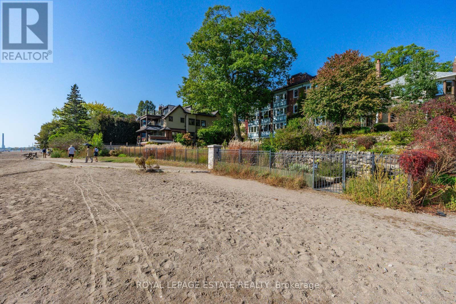422 Lake Front Property Photo 12