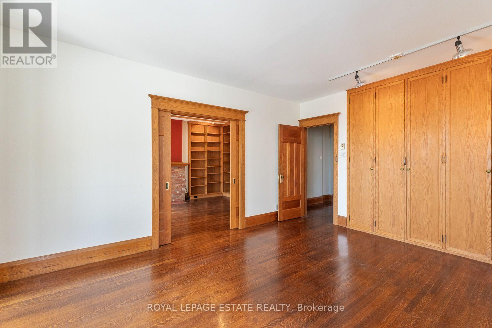 422 Lake Front Property Photo 41
