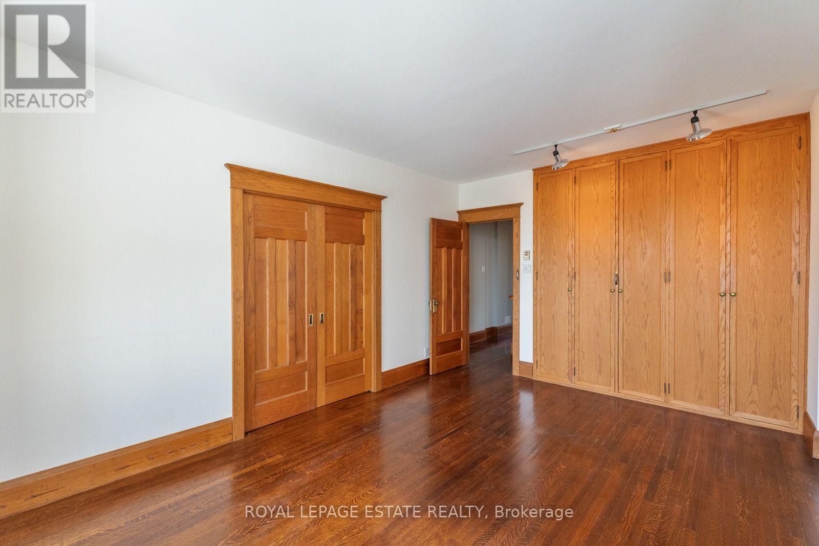 422 Lake Front Property Photo 42