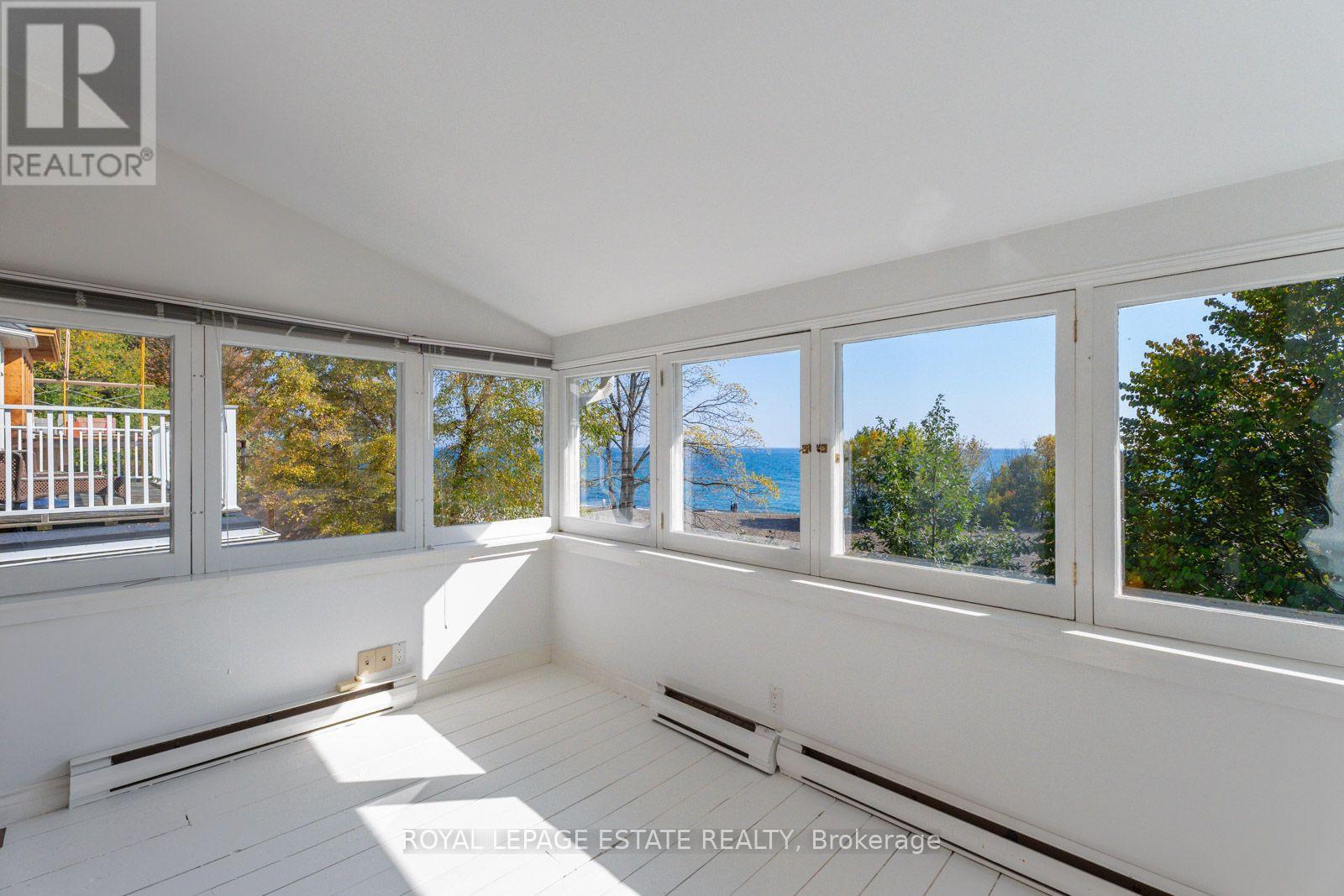 422 Lake Front Property Photo 43