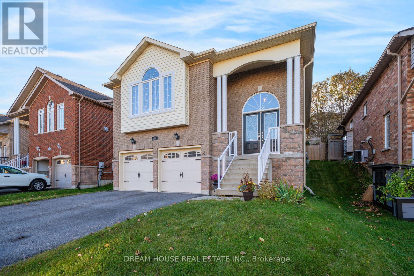 186 Fenning Drive Property Photo 2