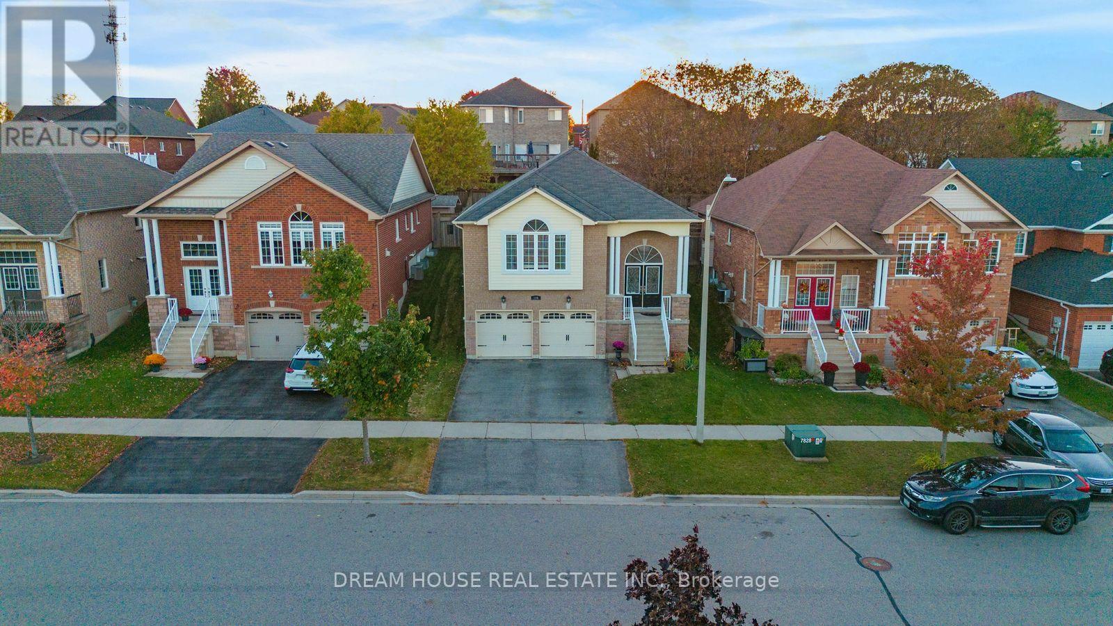 186 Fenning Drive Property Photo 4