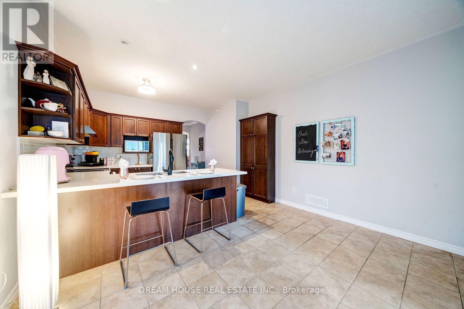 186 Fenning Drive Property Photo 13