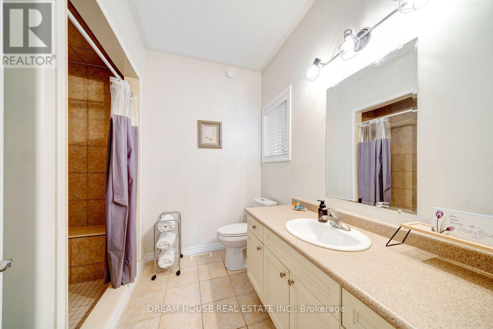 186 Fenning Drive Property Photo 17