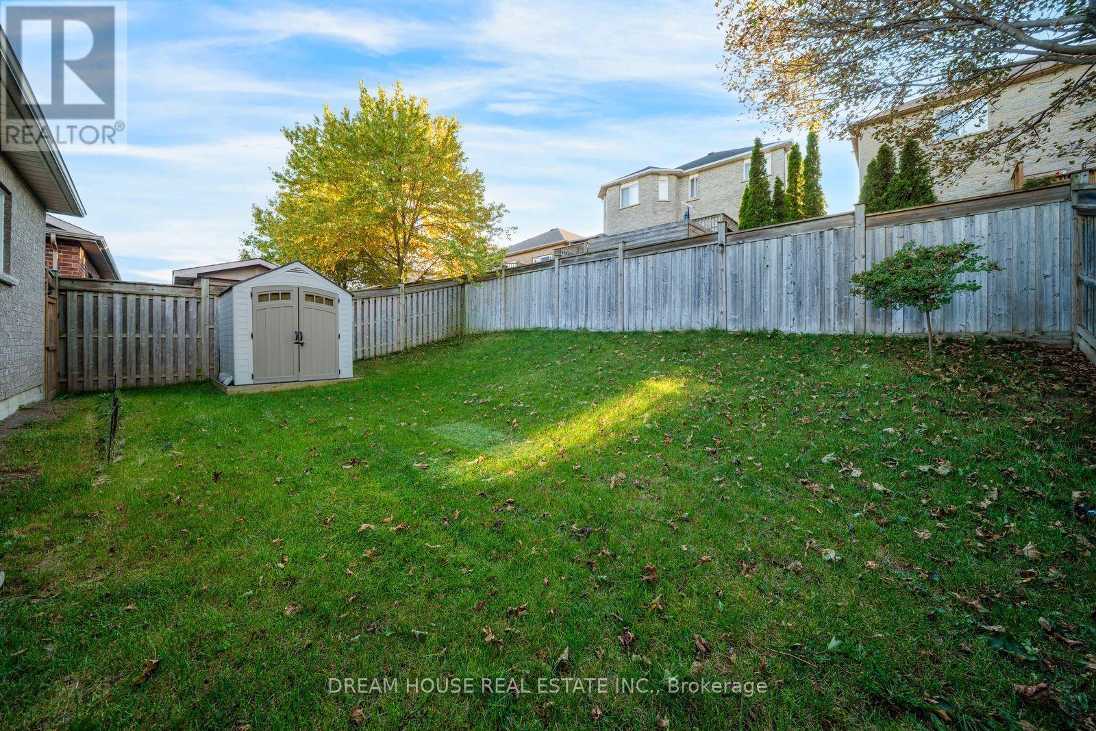 186 Fenning Drive Property Photo 25