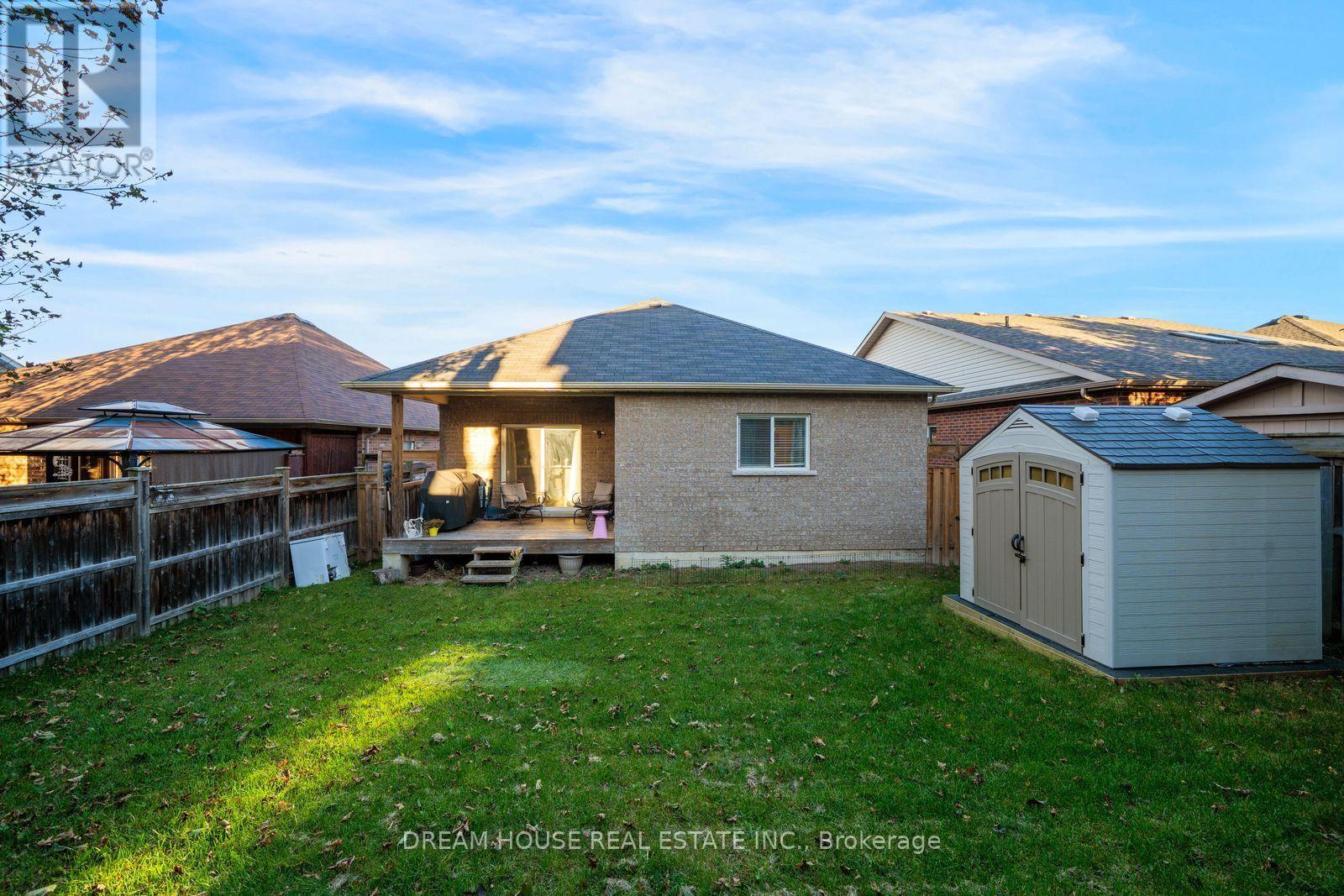 186 Fenning Drive Property Photo 26