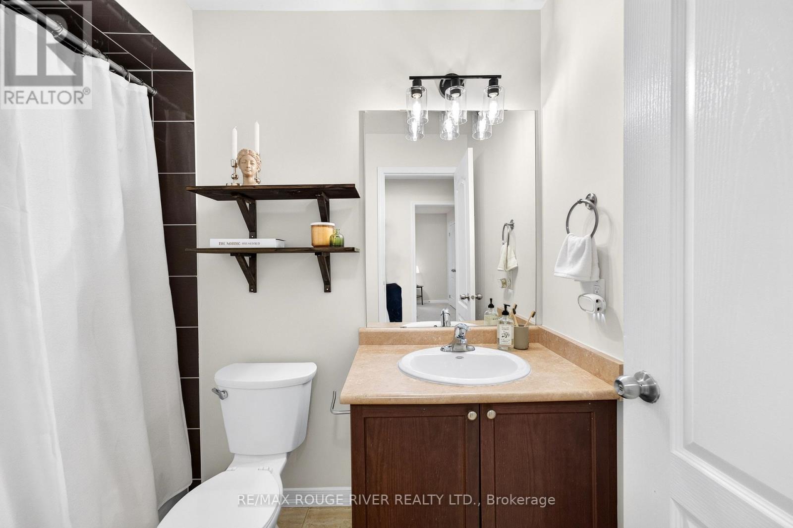 1510 Elmsley Drive Property Photo 24