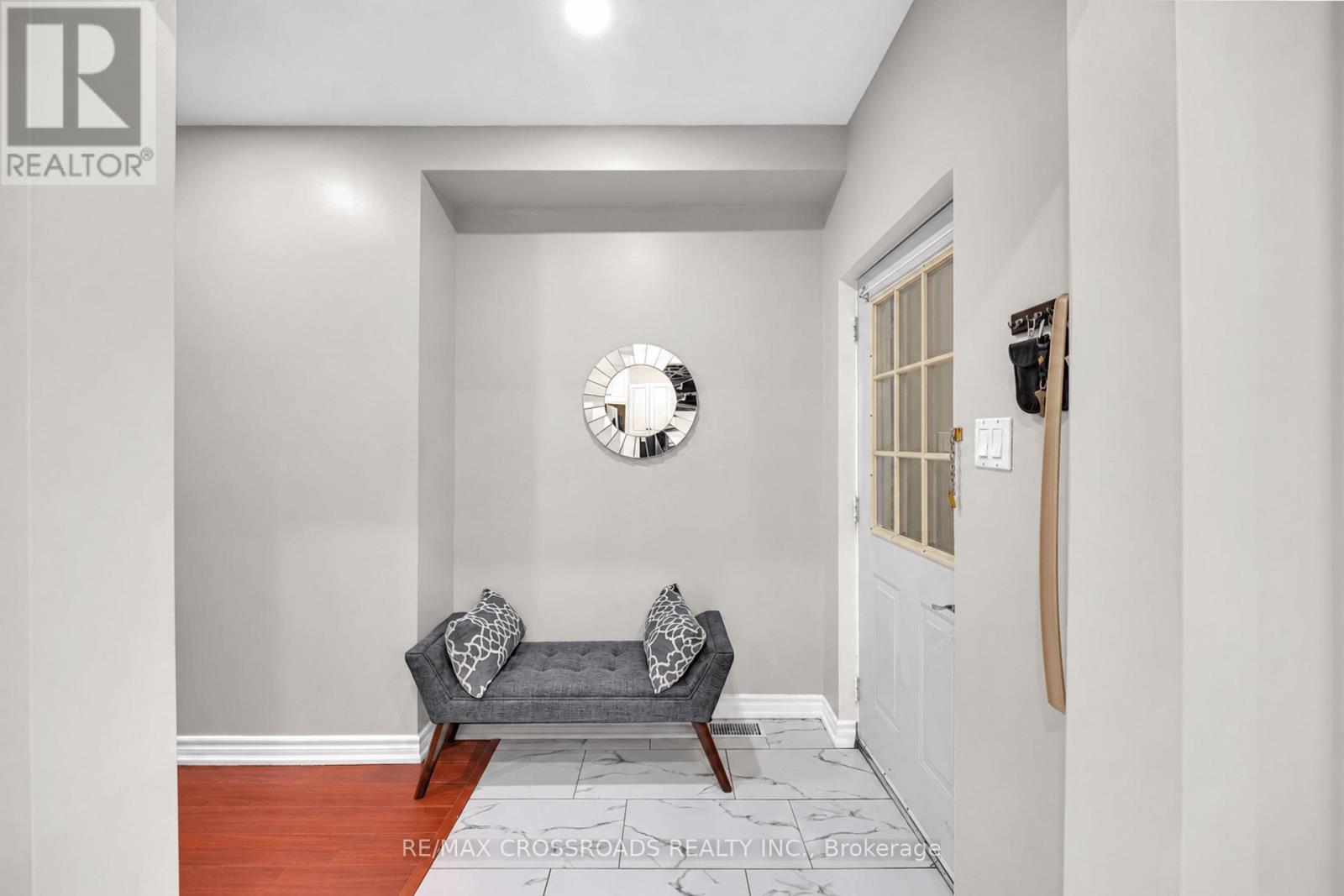 592a Danforth Road Property Photo 4
