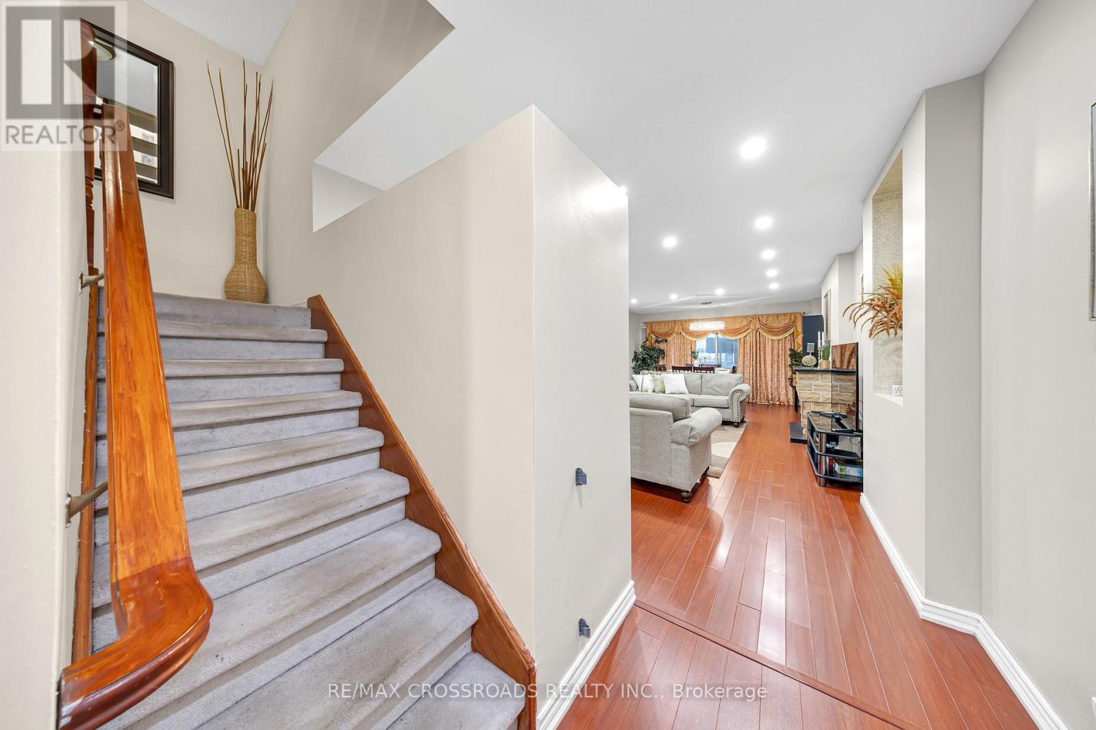 592a Danforth Road Property Photo 11