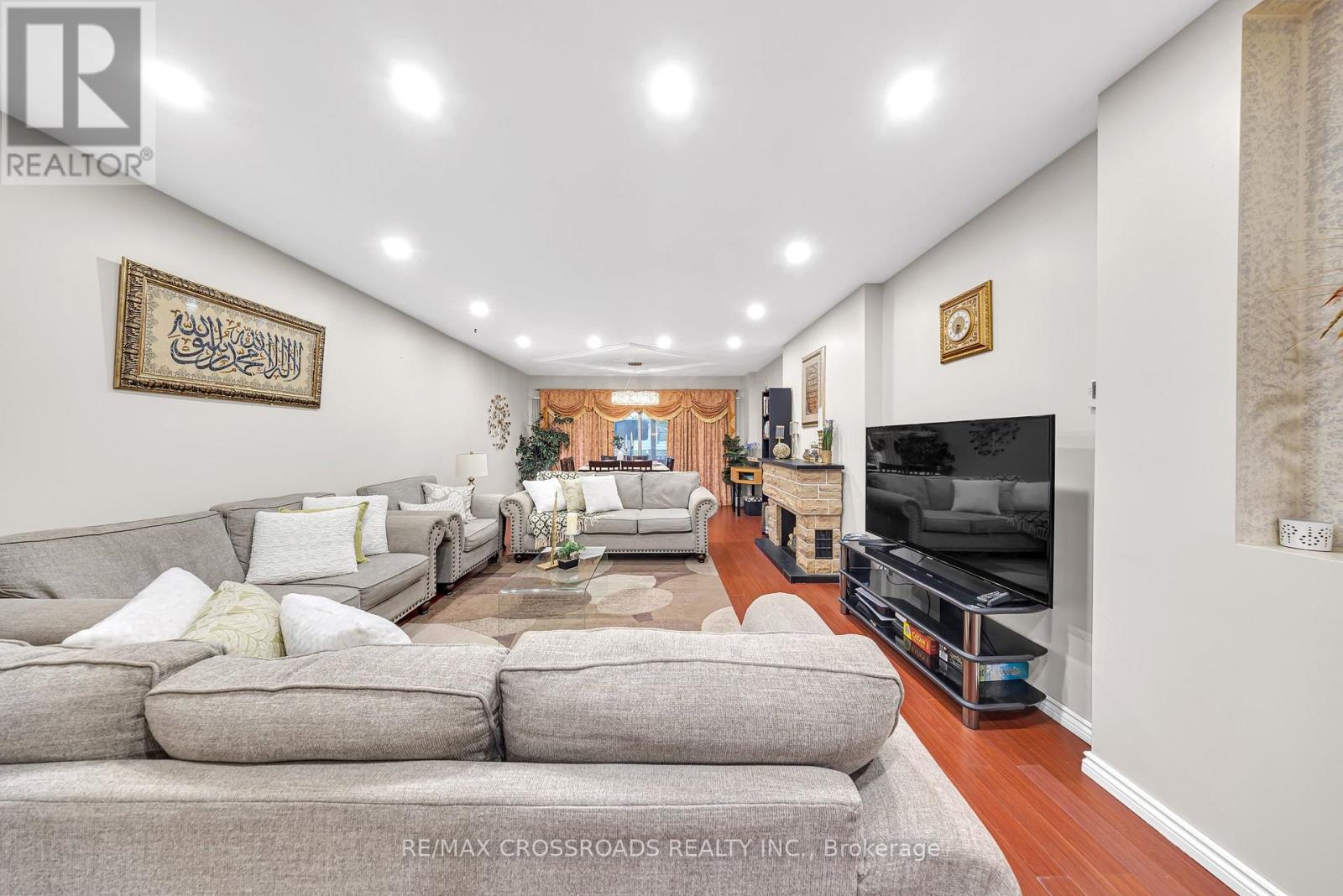 592a Danforth Road Property Photo 12