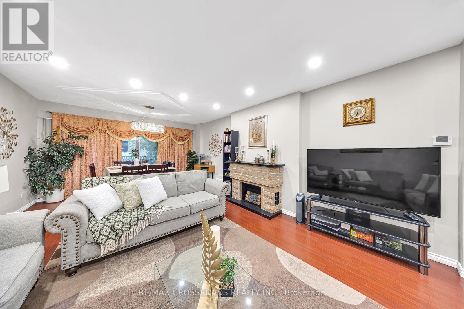 592a Danforth Road Property Photo 14