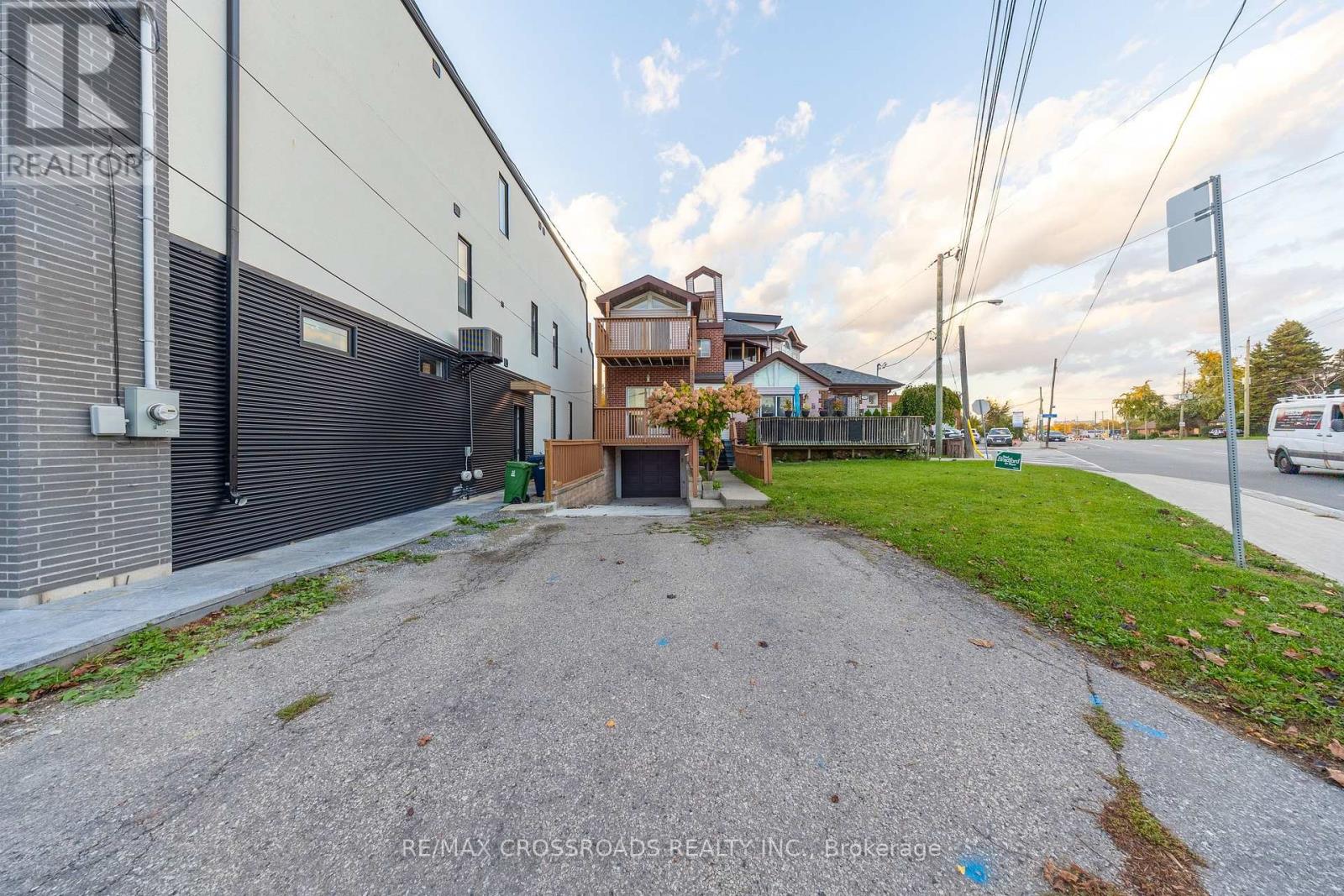 592a Danforth Road Property Photo 48