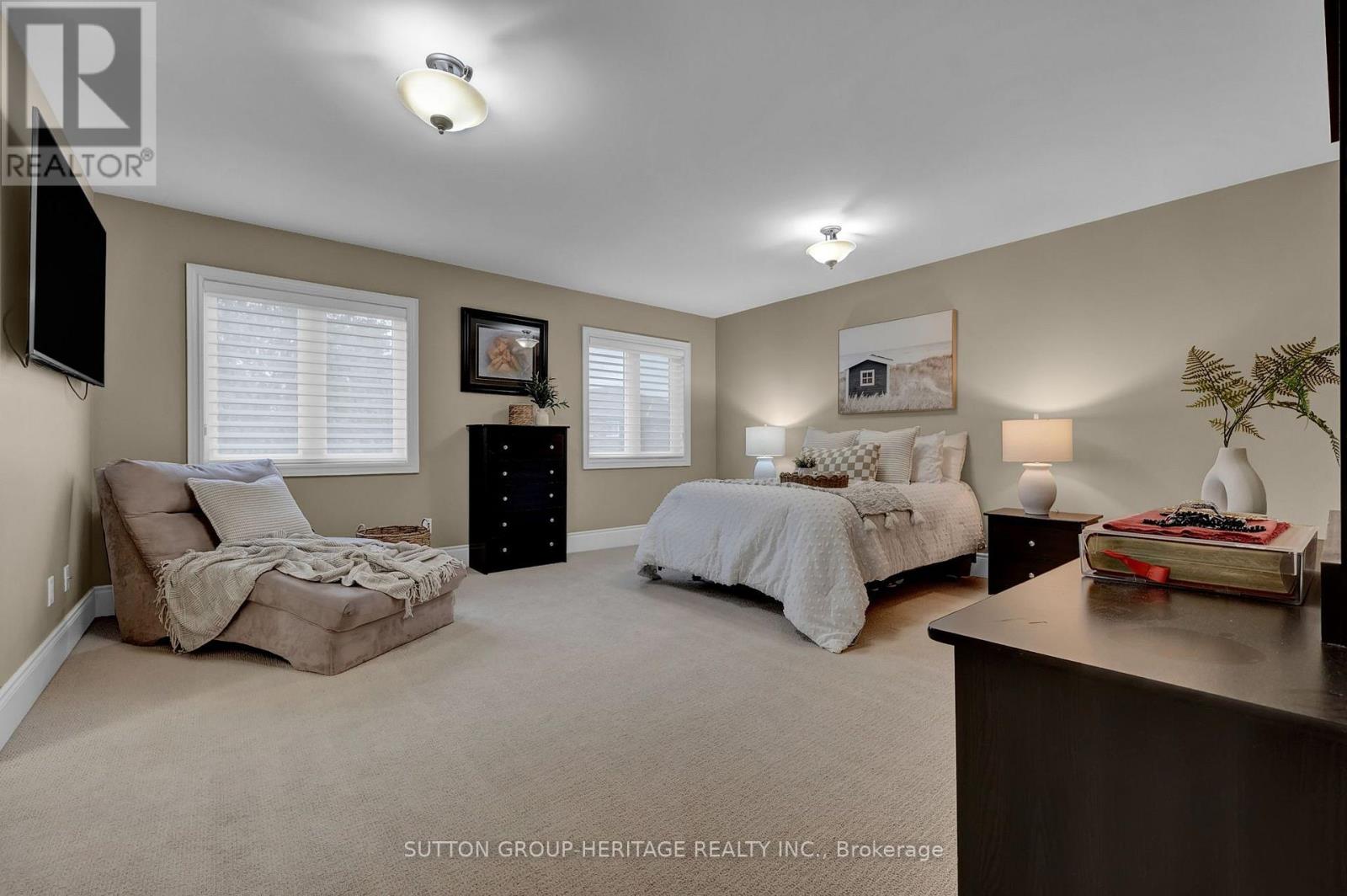 25 Charterhouse Drive Property Photo 20