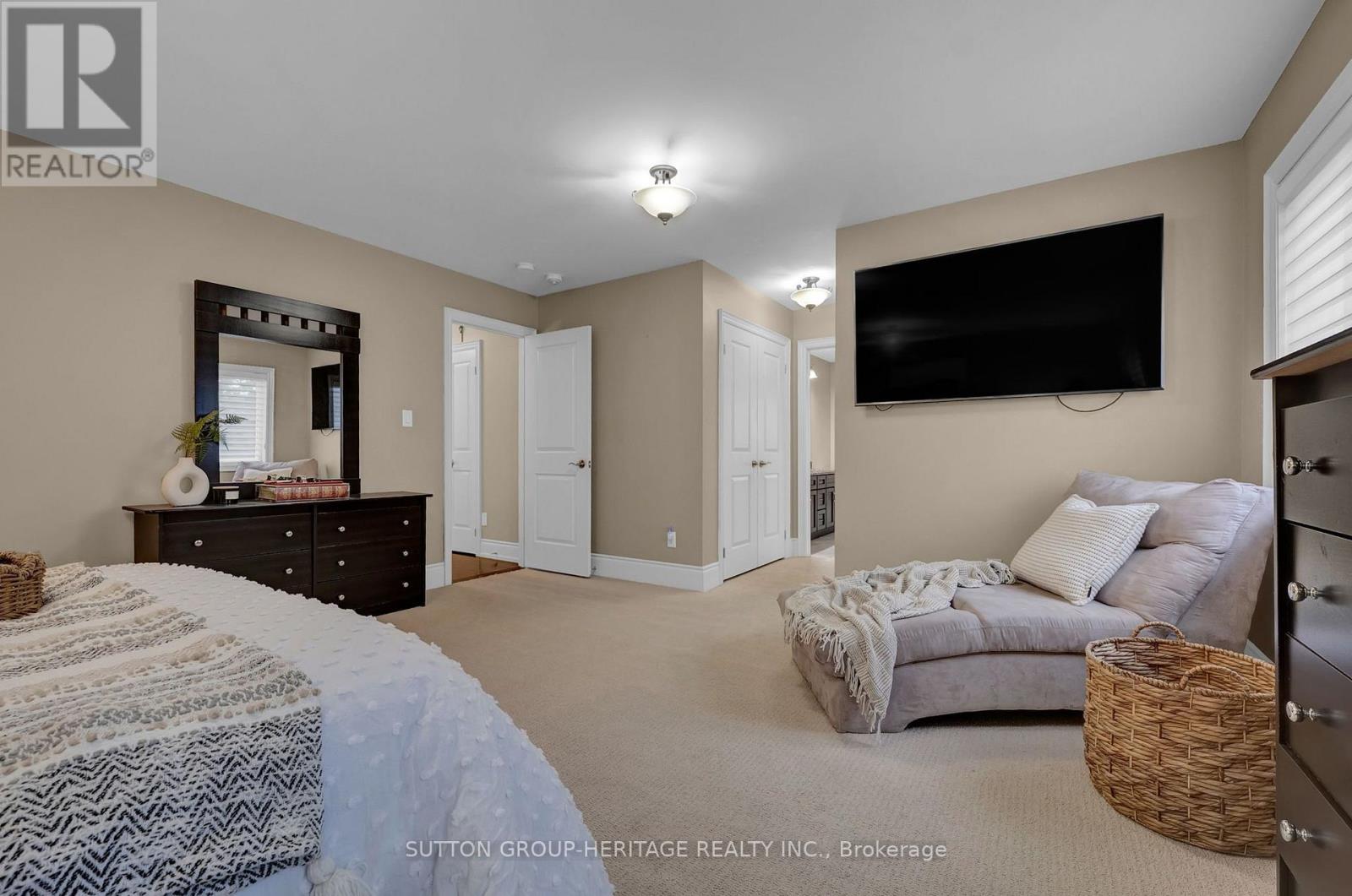 25 Charterhouse Drive Property Photo 22