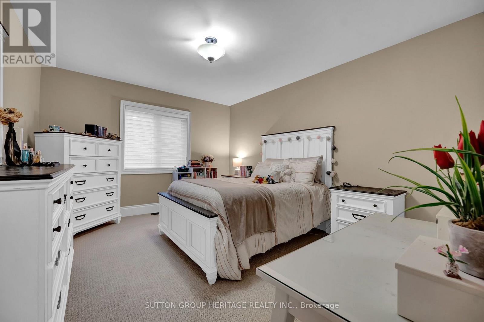 25 Charterhouse Drive Property Photo 27