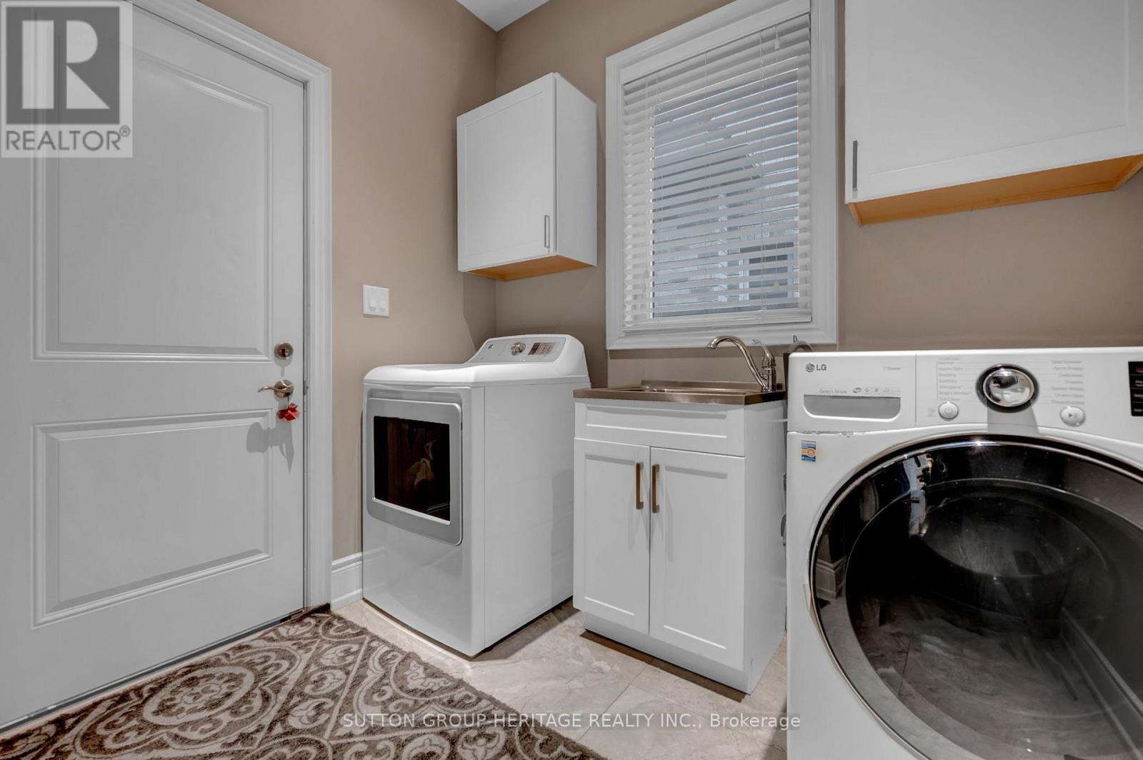 25 Charterhouse Drive Property Photo 40