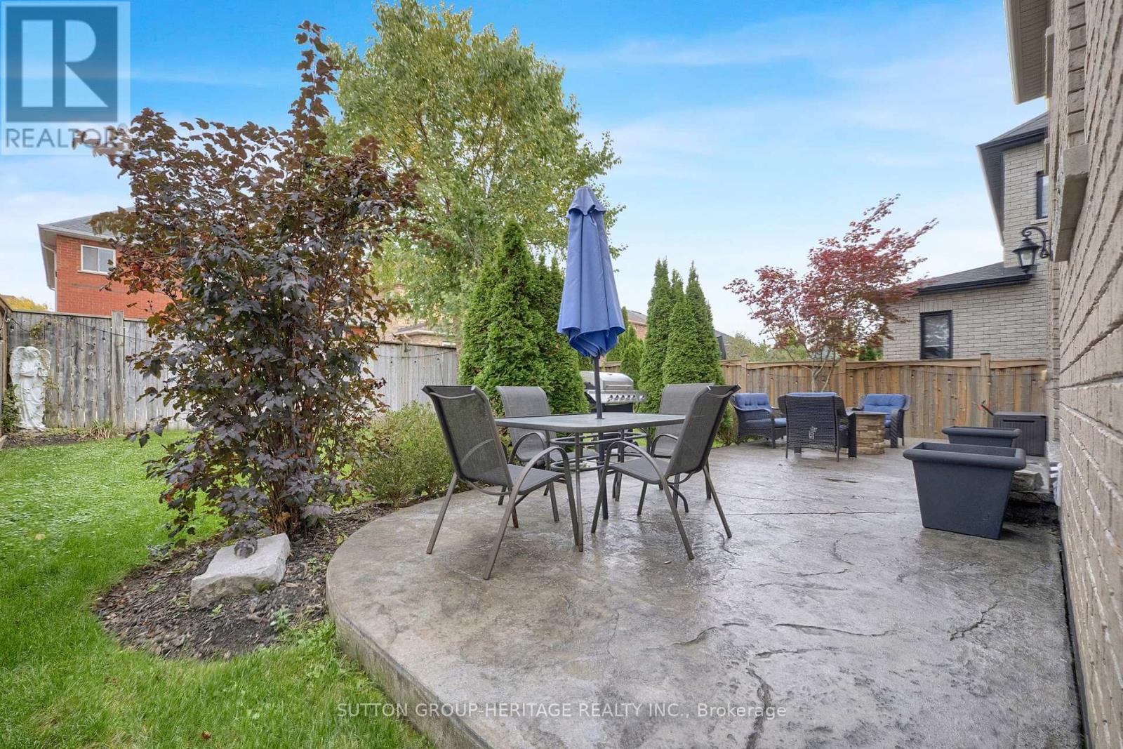 25 Charterhouse Drive Property Photo 41