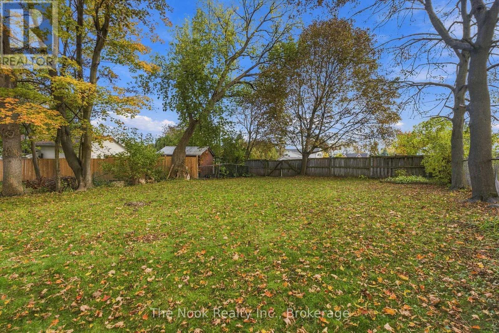 5 Grants Lane Property Photo 41