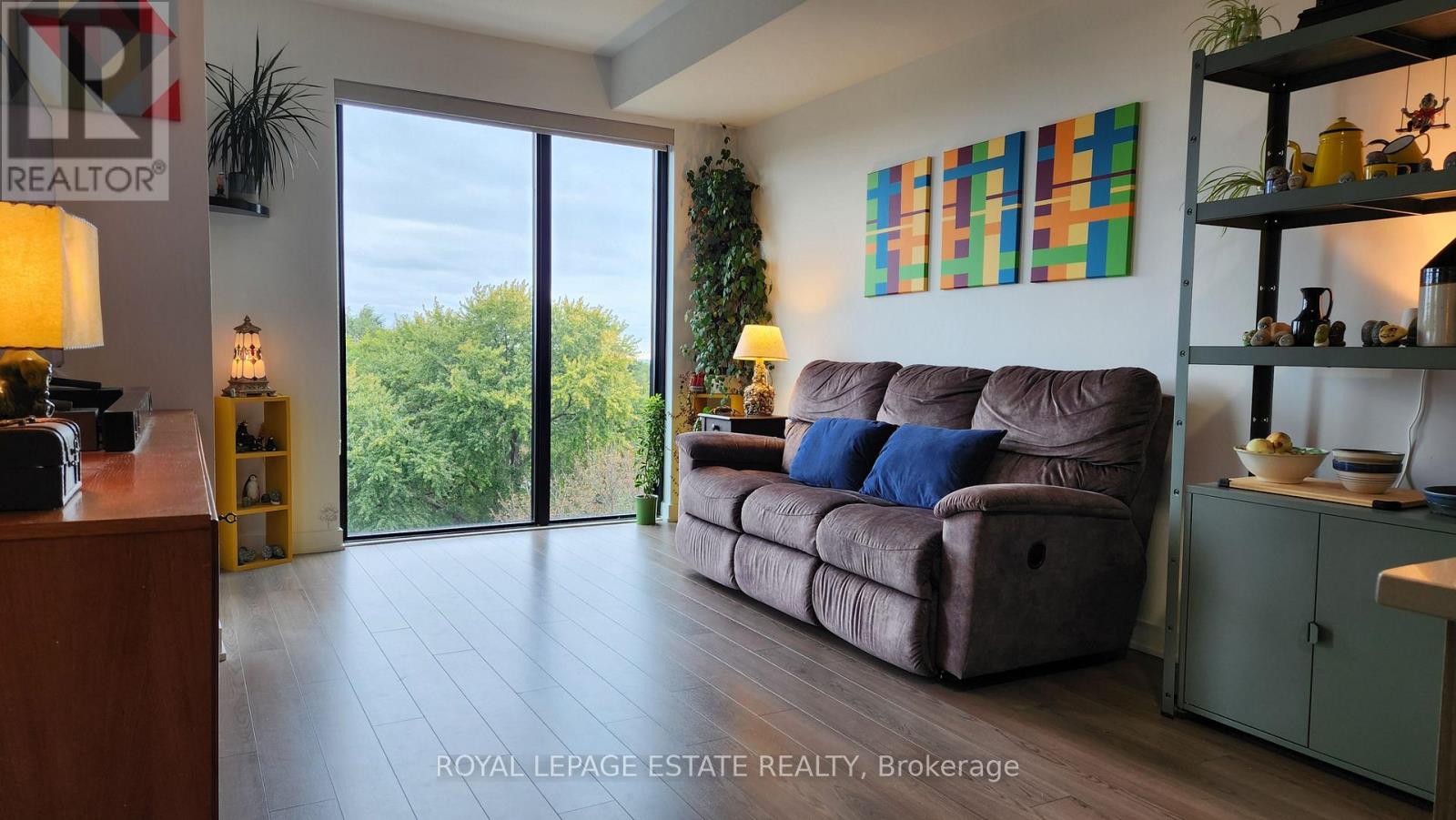 603 - 2799 Kingston Road Property Photo 2