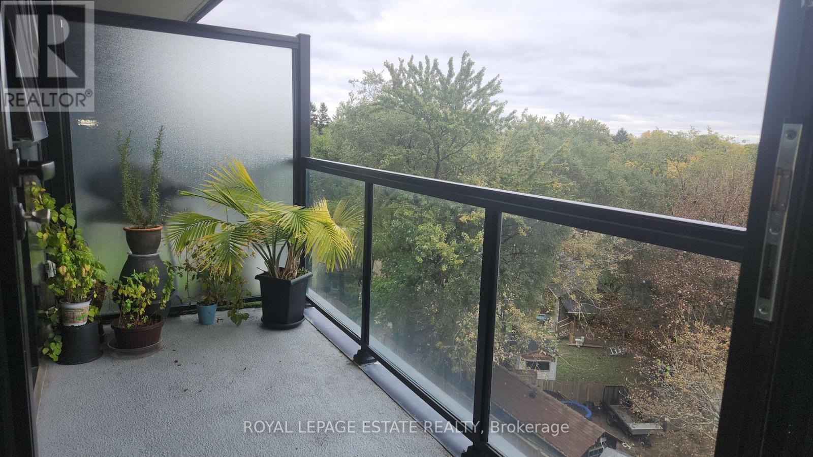 603 - 2799 Kingston Road Property Photo 12