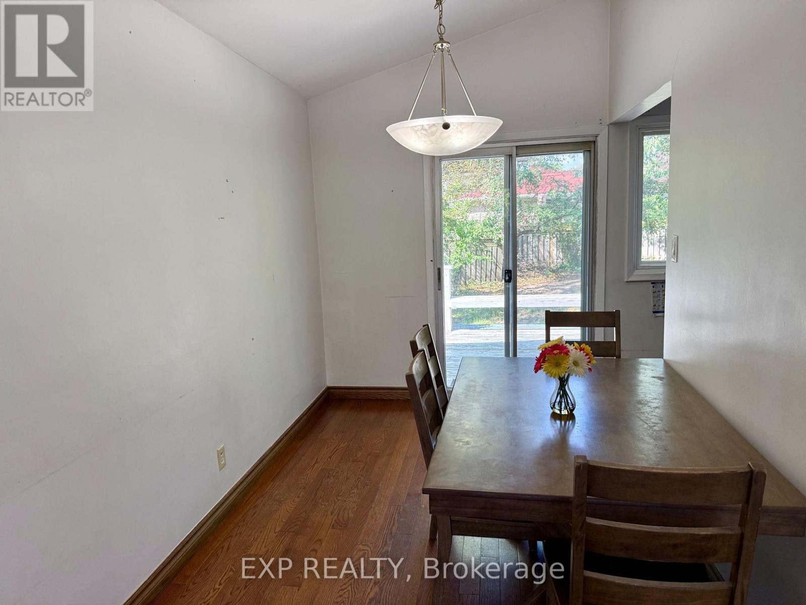 Upper - 6 Mid Pines Road Property Photo 7