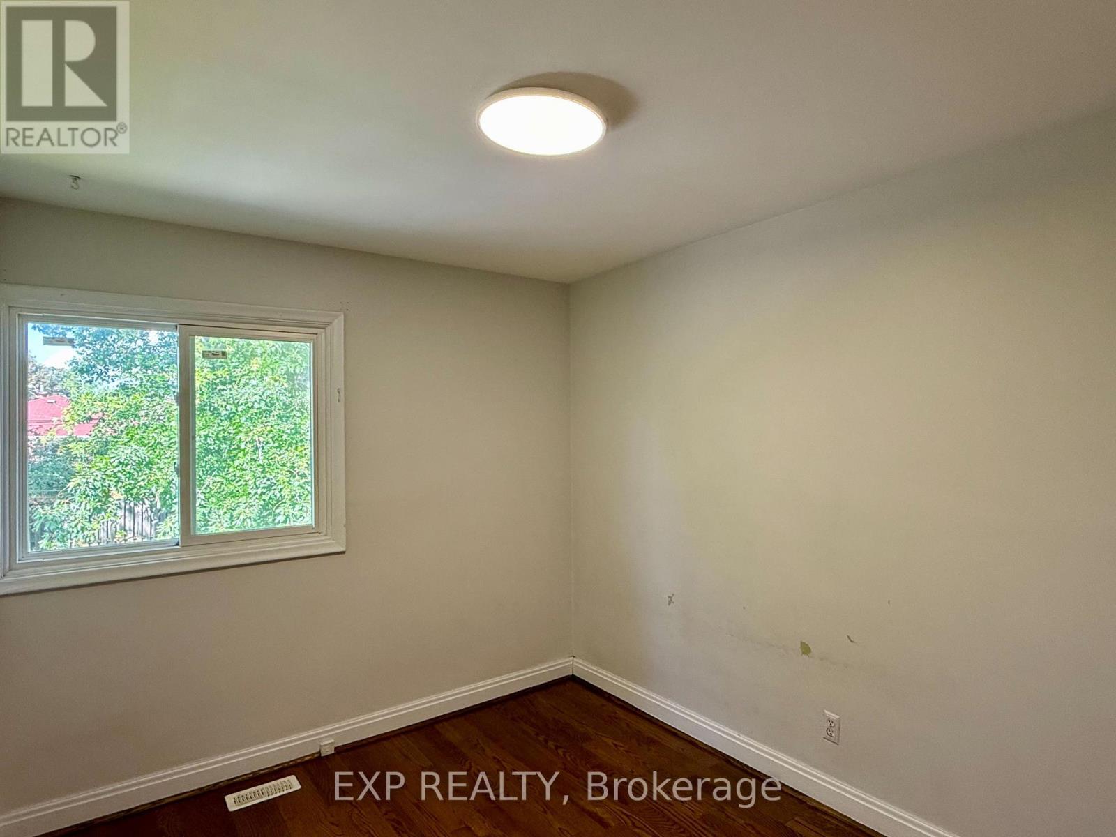 Upper - 6 Mid Pines Road Property Photo 13